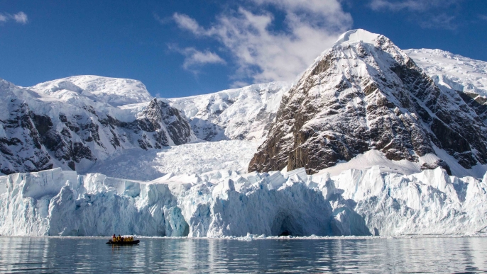 壮大な風景／南極観光