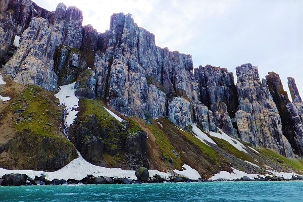 北東スヴァールバル自然保護区 北極旅行のクルーズ ツアー 観光専門店 株 クルーズライフ