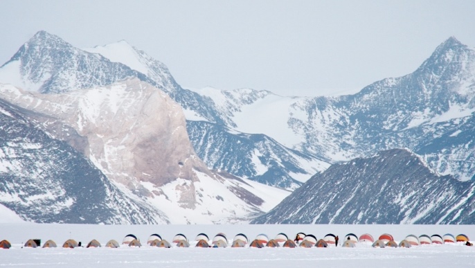 ユニオン・グレーシャー・ベースキャンプ／南極旅行