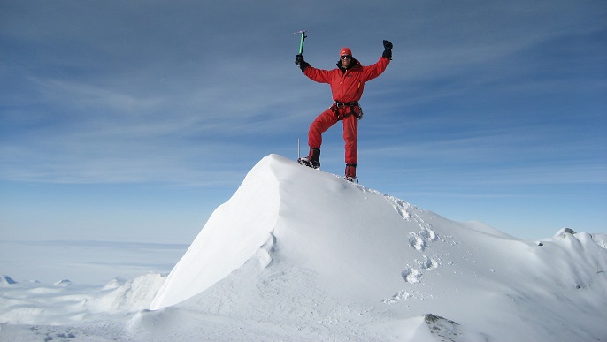 登頂へ／南極旅行