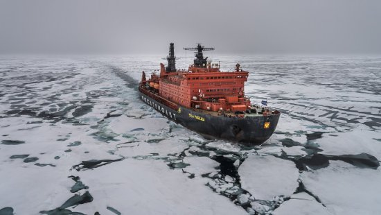 北緯90度、北極点到達の船旅13日間コース詳細｜南極旅行・北極旅行の