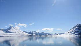 7月14日氷河(Fjortende Julibukta)