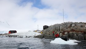 ポート・ロックロイ（PORT LOCKROY）