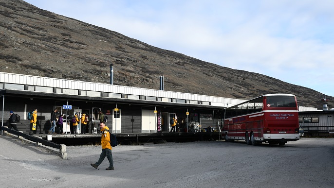 カンゲルルススアーク Kangerlussuaq 都市 訪問地詳細 南極旅行 北極旅行のクルーズ ツアー 株 クルーズライフ