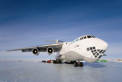 IL-76／南極ツアー