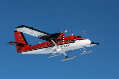 デ・ハビランドDHC-6ツインオッター_©ADAM UNGAR