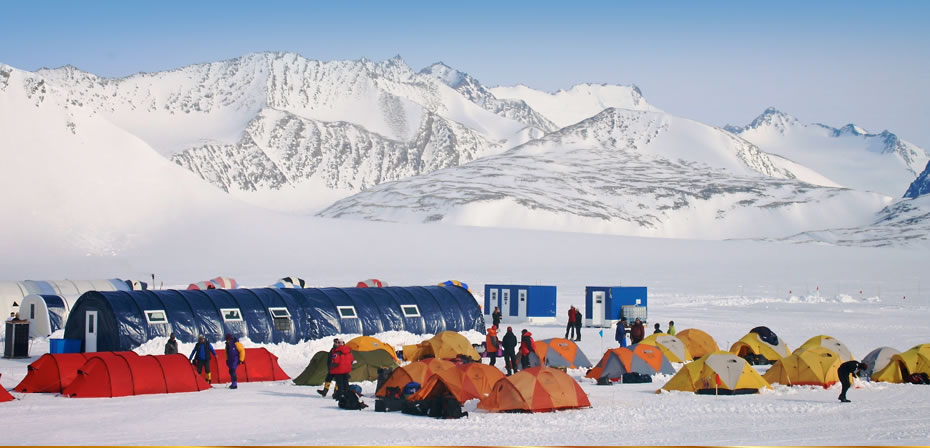 ユニオン・グレーシャー・キャンプ （ UNION GLACIER CAMP ）